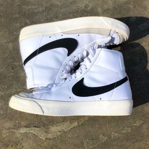 Woman’s size 6 woman’s blazers